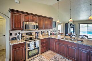 Pool, Hot Tub and Mtn Views Lake Havasu City Home! - Lake Havasu City - 4