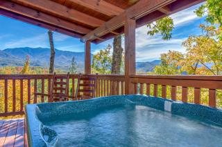 Breathtaking View Cabin with Game Room and Hot Tub! - Gatlinburg - 0