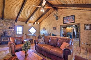 Rustic Cabin 20 Mins to Capitol Reef Natl Park! - 2
