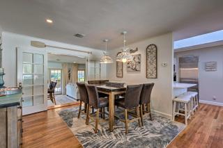 Luxury Hamptons Home on Canal with Dock and Kayaks! - 4