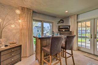 Luxury Hamptons Home on Canal with Dock and Kayaks! - 5