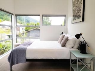 qTownPad - Queenstown - 1