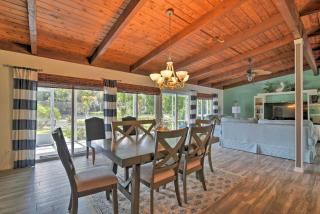2 Mi to Homosassa Springs Riverfront Home with Dock - 9