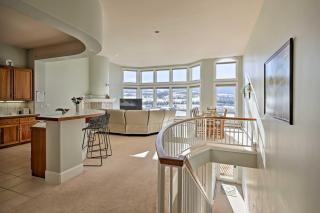 Gorgeous Townhome with Fraser Valley Mountain Views! - 7