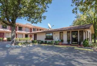 The Parkwood Inn & Suites - Mountain View - 2