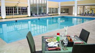 Spectra Inn Hotel - 5