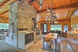 Trout Lake Ranch Cottage 10 Acres with Beach Access - 5