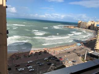 Sea view Sidi Beshr families only - Alexandrië - 9