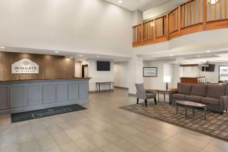 Wingate by Wyndham Cincinnati Blue Ash - Blue Ash - 5