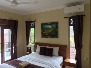 Shindu Home Stay Room 8 - Ubud - 8