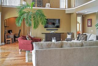 Spacious Lakefront Retreat with Fishing Dock and Deck! - 6