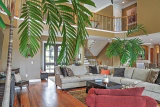 Spacious Lakefront Retreat with Fishing Dock and Deck! - 7