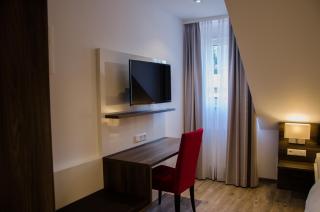 Hotel Restaurant Lamm - Mönsheim - 7