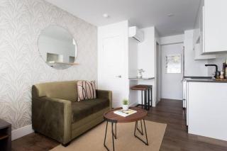 Wonderful Studio in Little Italy with full bath by Den Stays - Montréal - 7