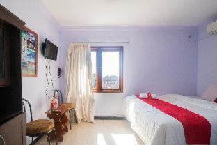 RedDoorz near Pantai Boom - 3
