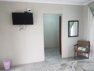 Jubie's Guest Lodge - Vereeniging - 4