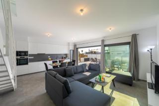 Villa Andre, walking distance to Coral Bay - 1