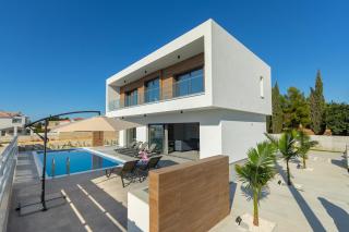 Villa Andre, walking distance to Coral Bay - Peyia - 0