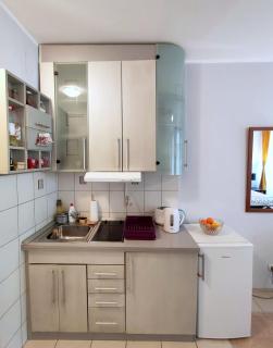 City Center Lovely Studio Apartment - Belgrado - 6