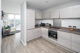 Vertex Luxury Suite - Croydon - 5