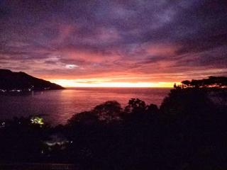 Sunset Bay Apartment - 5