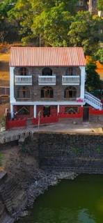 Magadh Resort ,In Fort Panhala Hotel - 7