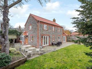 Corner House - Cromer - 4