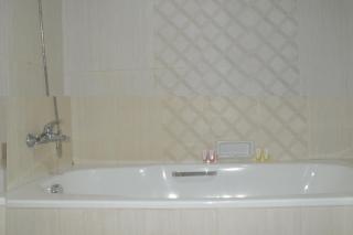 Hotel Mariat Sorong - Sorong - 4