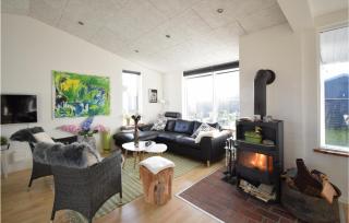 Lovely Home In Juelsminde With Kitchen - Sønderby - 4