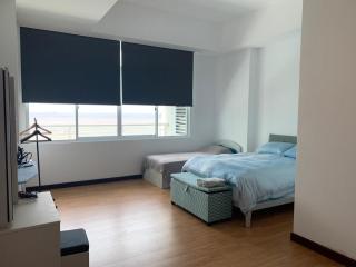 Bay Resort Condominium, 7, Beach-front Sea view, 6-8 PAX - Miri - 3