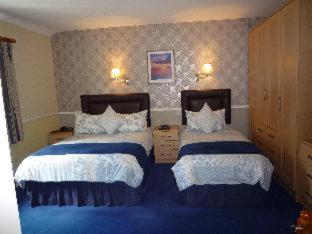 Avlon House Bed and Breakfast - 4