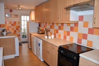 Newquay Escape, 5 spacious ensuite bedrooms & parking- Simplycheckin - Newquay - 6