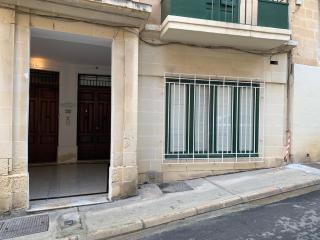 4 bedroom apartment near Sliema seafront - Sliema - 9
