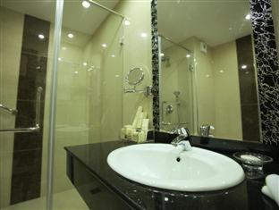 Colosseum Hotel - 9
