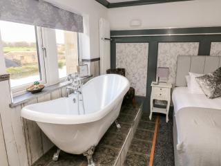 Lock View - Nordic Spa - Skipton - 2