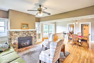 Custer Retreat with Pool Access, Walk to Downtown! - Custer - 8