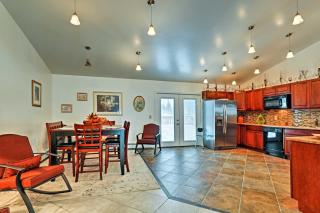Expansive Getaway about 2 Miles to Mendenhall Glacier! - Mendenhaven - 1