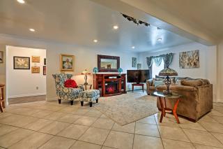 Expansive Getaway about 2 Miles to Mendenhall Glacier! - 7