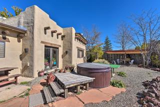 Eclectic El Prado Home with Hot Tub Near Downtown! - El Prado - 9