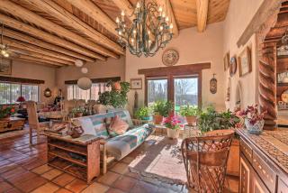 Eclectic El Prado Home with Hot Tub Near Downtown! - El Prado - 4