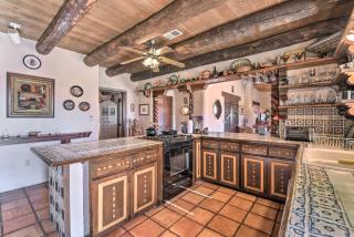 Eclectic El Prado Home with Hot Tub Near Downtown! - El Prado - 1