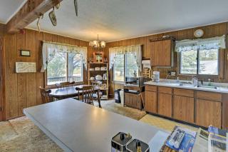 Walk to Green Lake and Beach Cozy Cabin with Deck - - 5