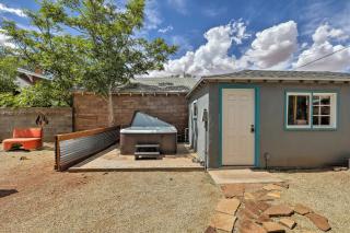 Winslow Apartment with Jacuzzi, Deck and Grill Access! - 9