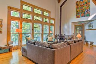 Forested Pentwater Vacation Rental - Walk to Beach - Pentwater - 0