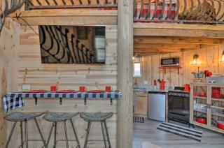 Unique Utah Tin Cabin with Mountain Views! - Antimony - 8
