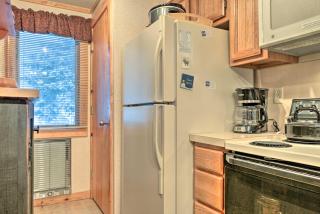 Slopeside Snowshoe Condo - Walk to Ski Lifts! - 6