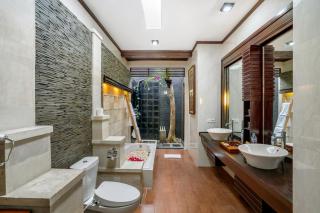 The Bali Dream Suite Villa Seminyak - Seminyak - 2