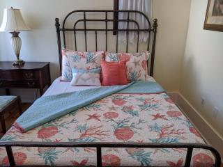 Surf Song Bed & Breakfast - 8