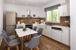 Rosemary Rhodes Villa - 8