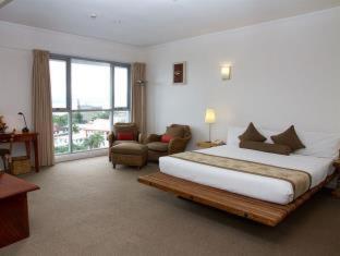 Tanoa Plaza Hotel - Suva - 2